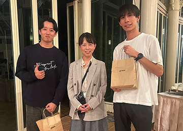 西河 佑馬 博士後期課程学生(左)　加藤 晃代 准教授(中)　吉野 明道 農学部学生(右)